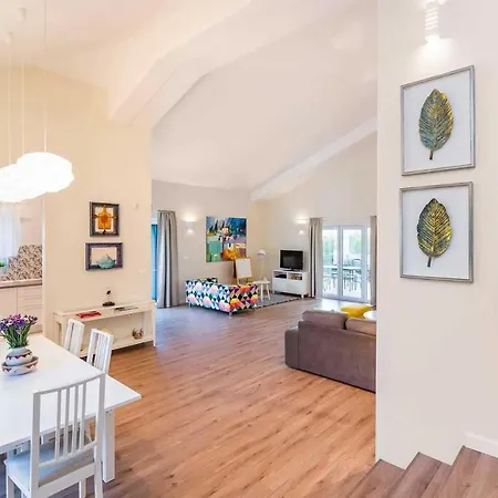 Romano Villa Trogir