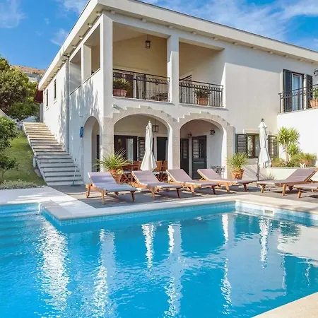 Romano Villa Trogir